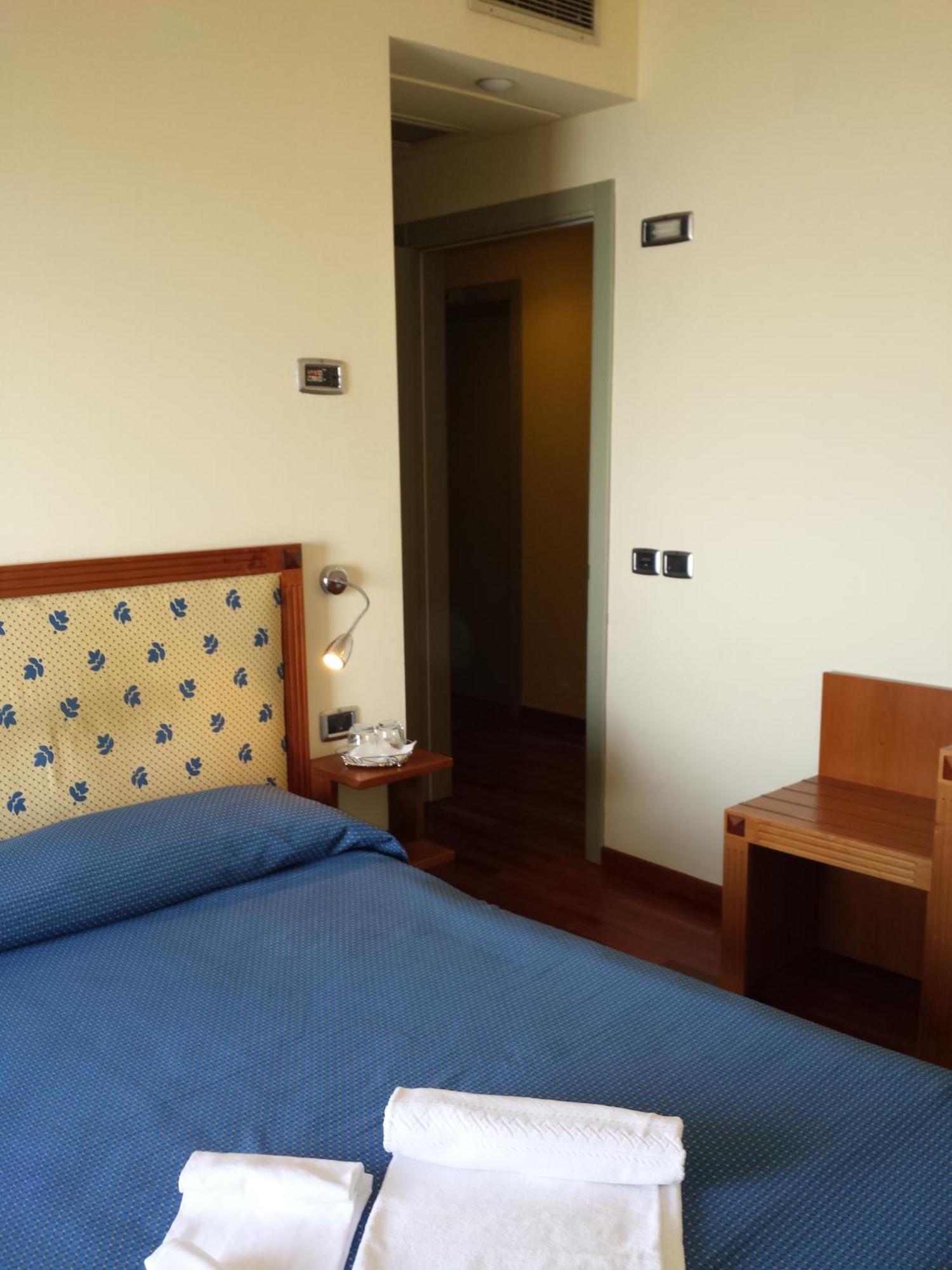 Hotel Il Castellaccio Piccione Bilik gambar