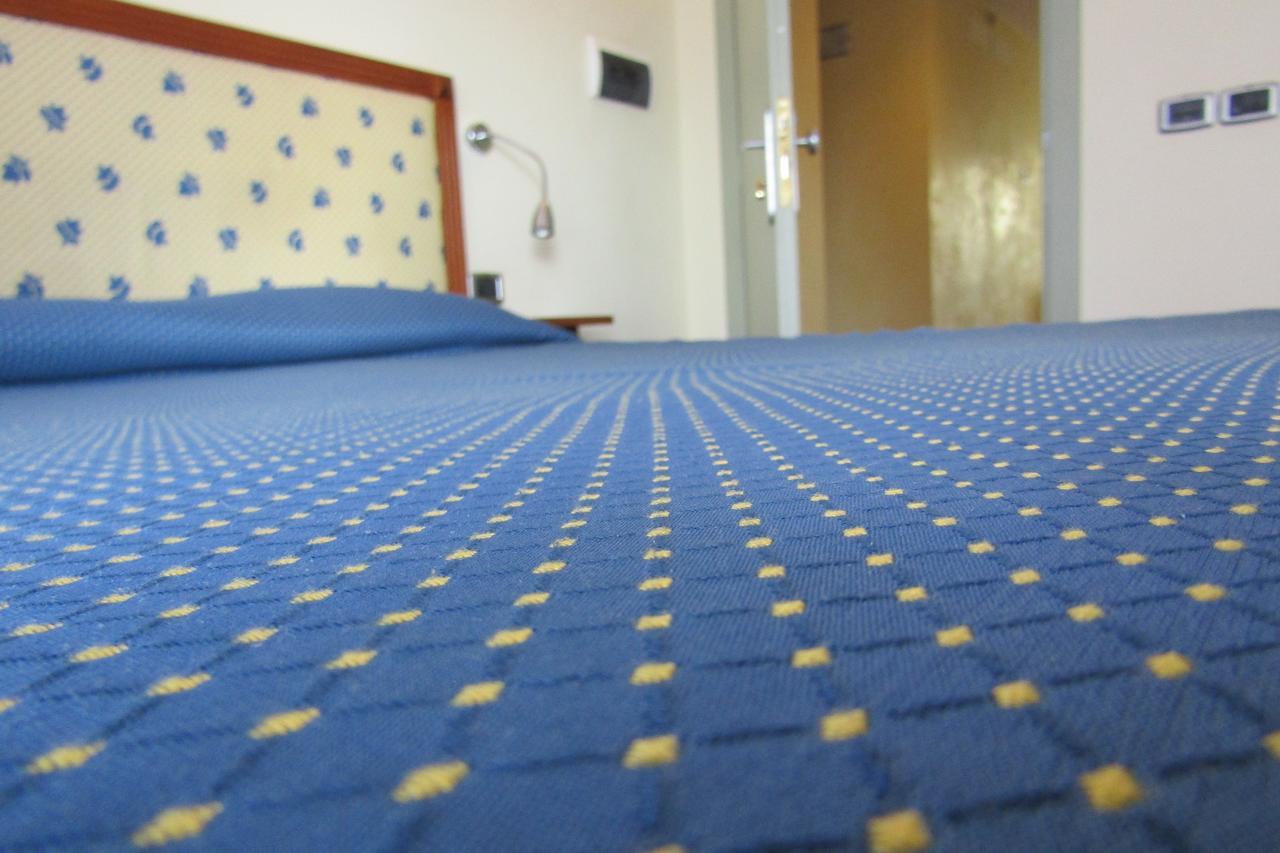 Hotel Il Castellaccio Piccione Luaran gambar