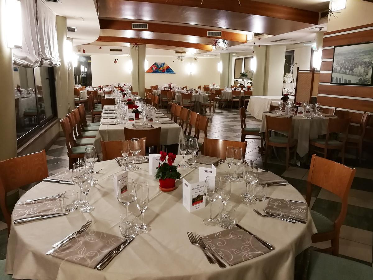 Hotel Il Castellaccio Piccione Luaran gambar