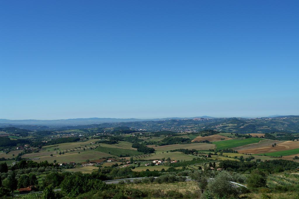 Hotel Il Castellaccio Piccione Luaran gambar