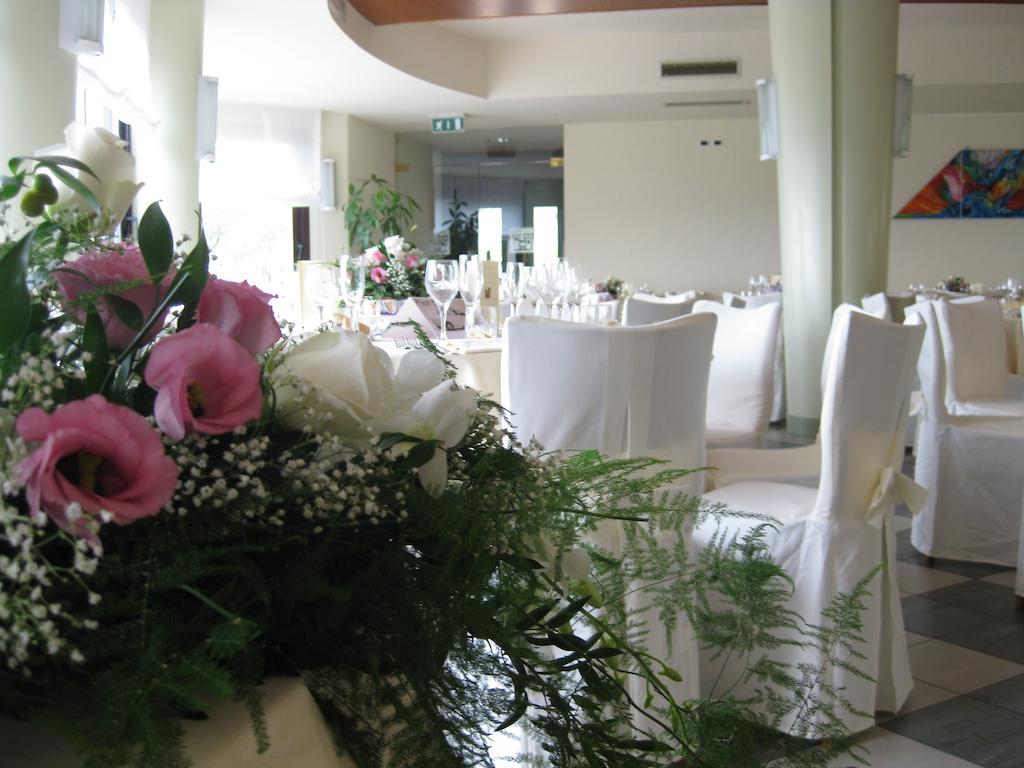 Hotel Il Castellaccio Piccione Luaran gambar