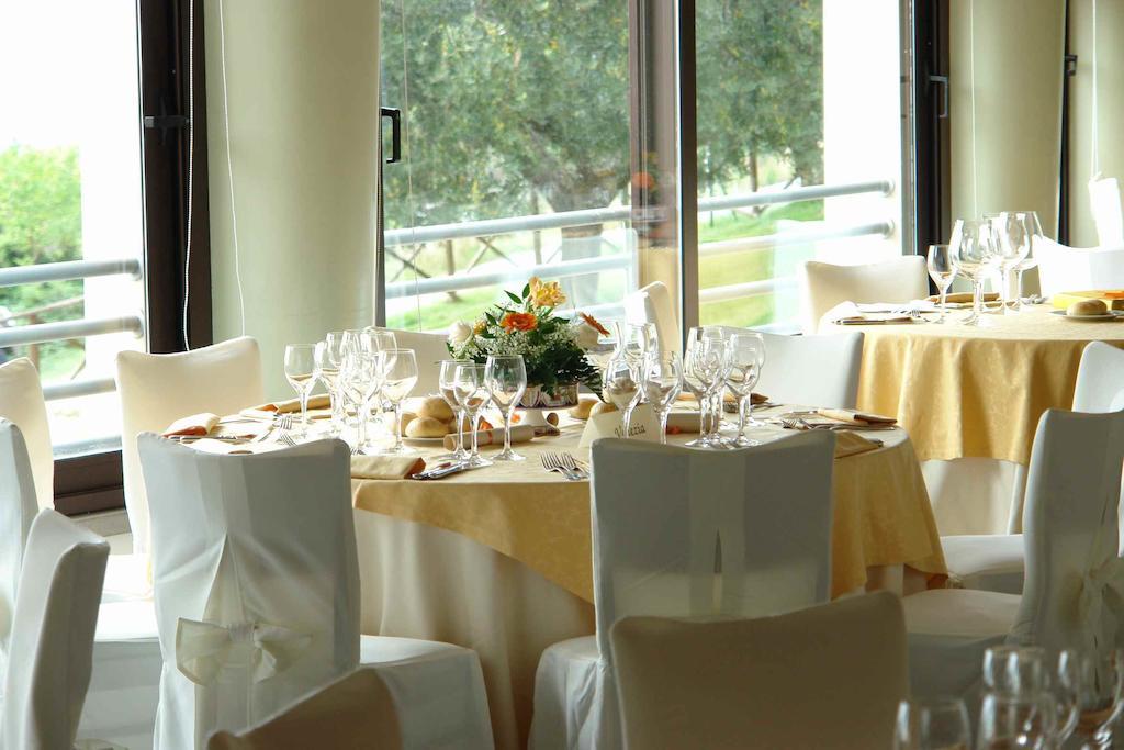 Hotel Il Castellaccio Piccione Luaran gambar